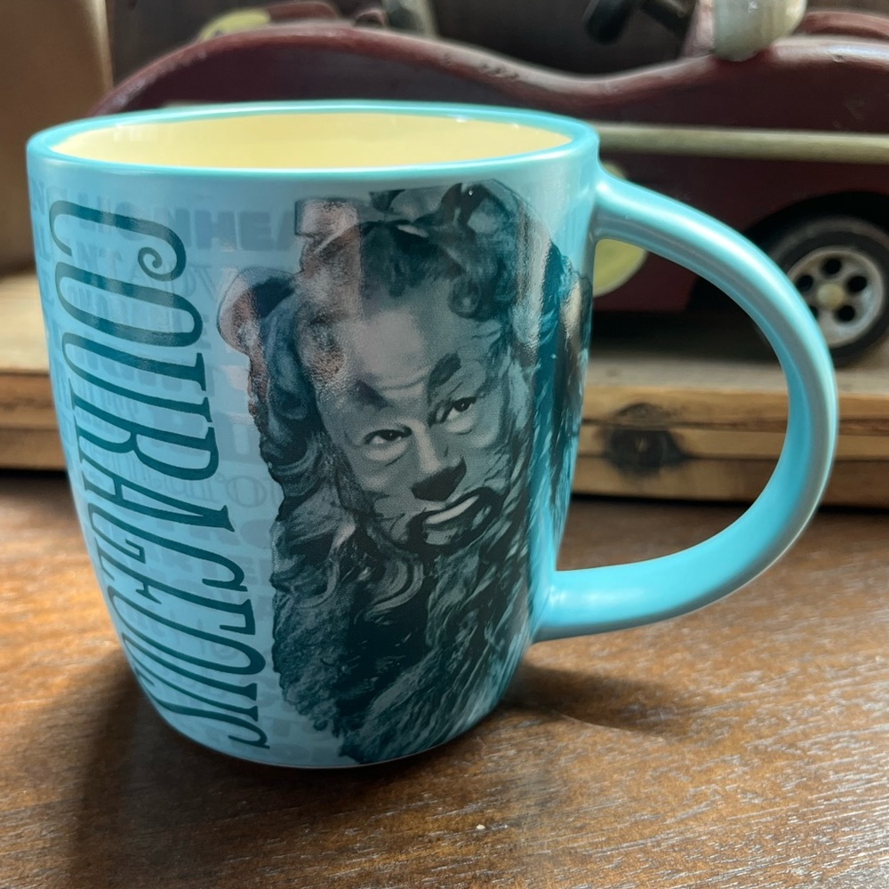 Hallmark Cowardly Lion Courage Mug